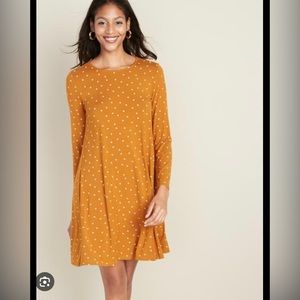 Long-sleeve Jersey-knit Swing Dress from Old Navy EUC